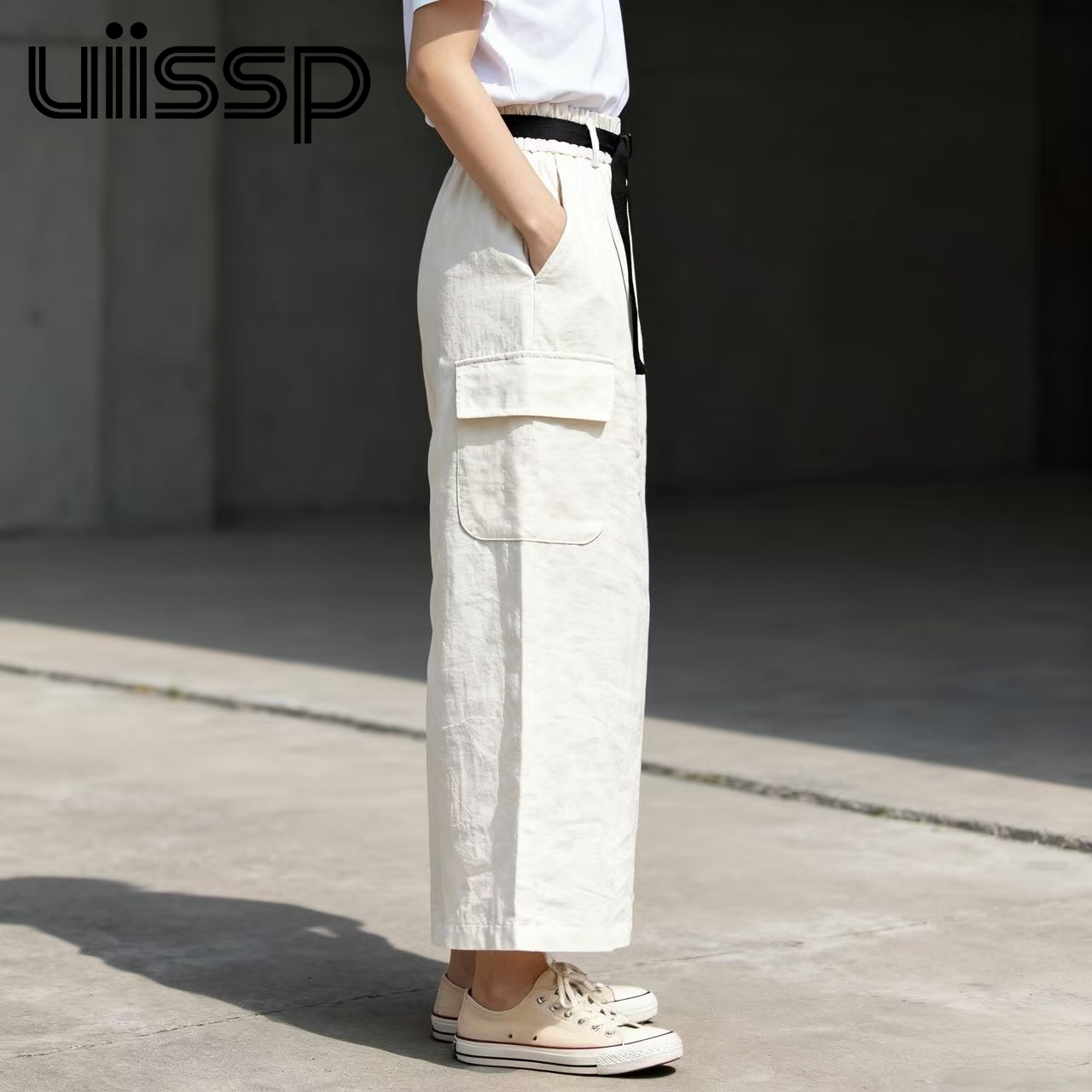 화이트 루즈핏 슬리밍 스트레이트 레그 크롭 와이드 레그 팬츠