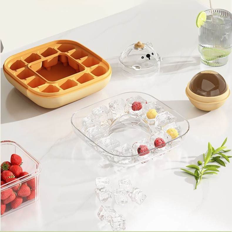 日用餐厨饮具厨房工具卡通小熊冰块模具软底二合一