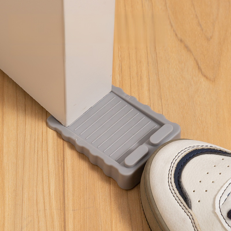 No-drill door fixing device