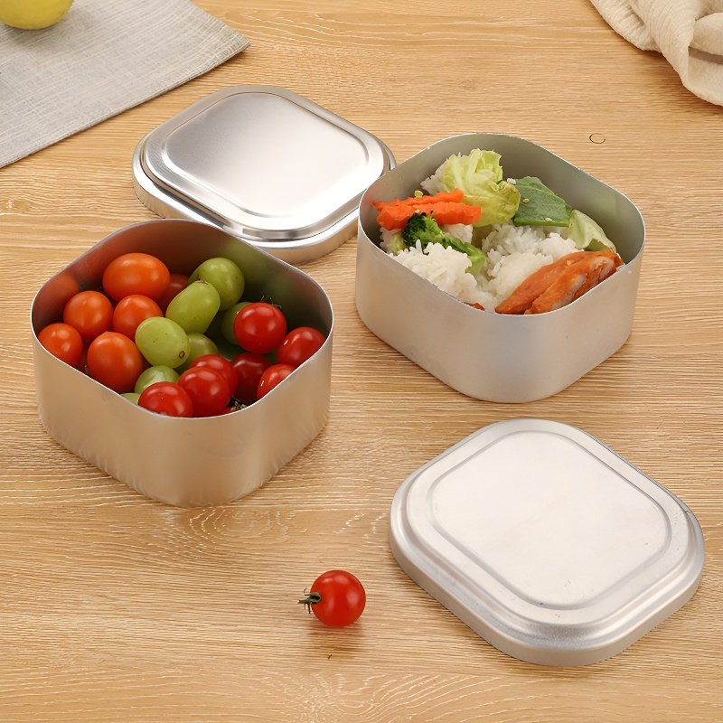 Pudełko na lunch w całości wykonane z aluminium, kwadratowe, z uchwytem