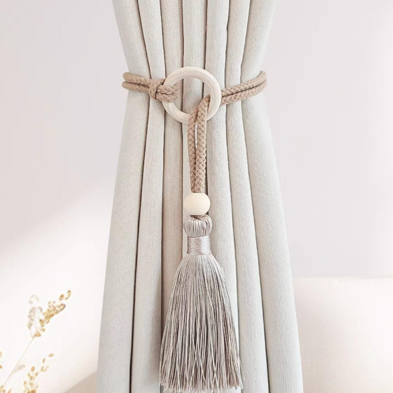 Braided rope for storing curtain clips