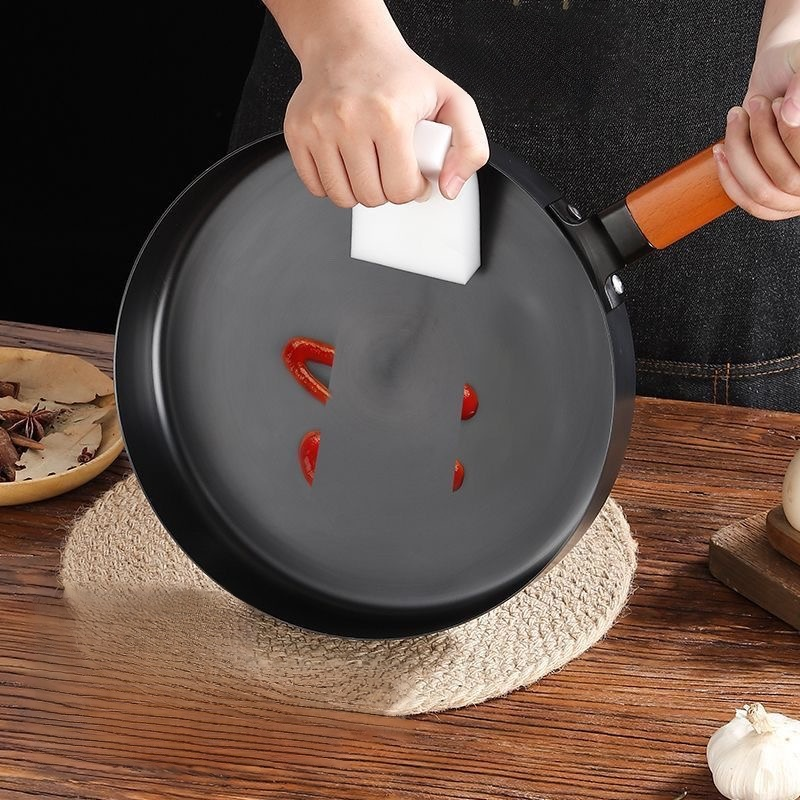 0塗層氮化高精度精鐵平底鍋