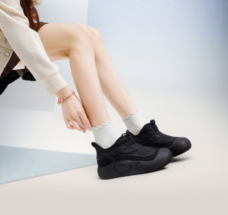 スタイリッシュな女性用冬シューズ