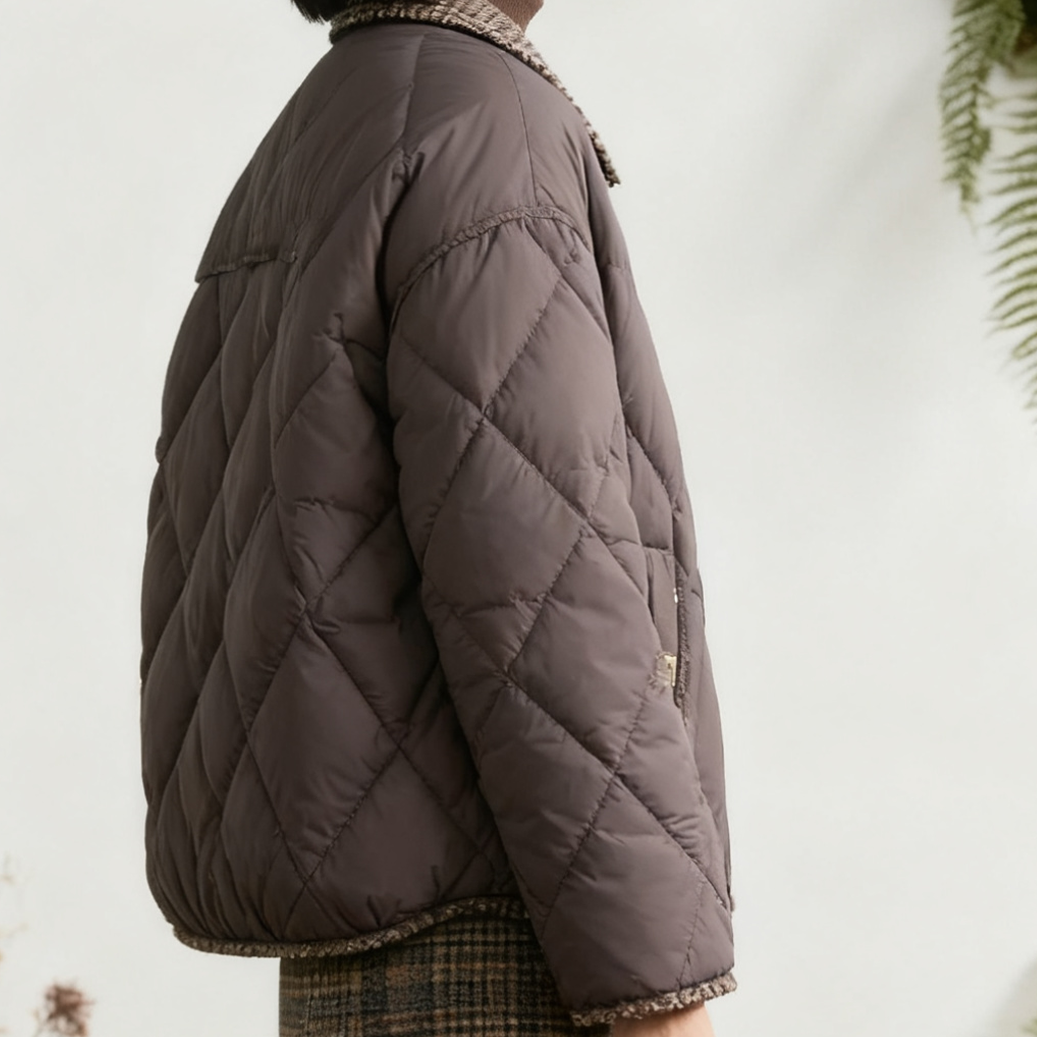 여성 클래식 다운 재킷 전체 이미지