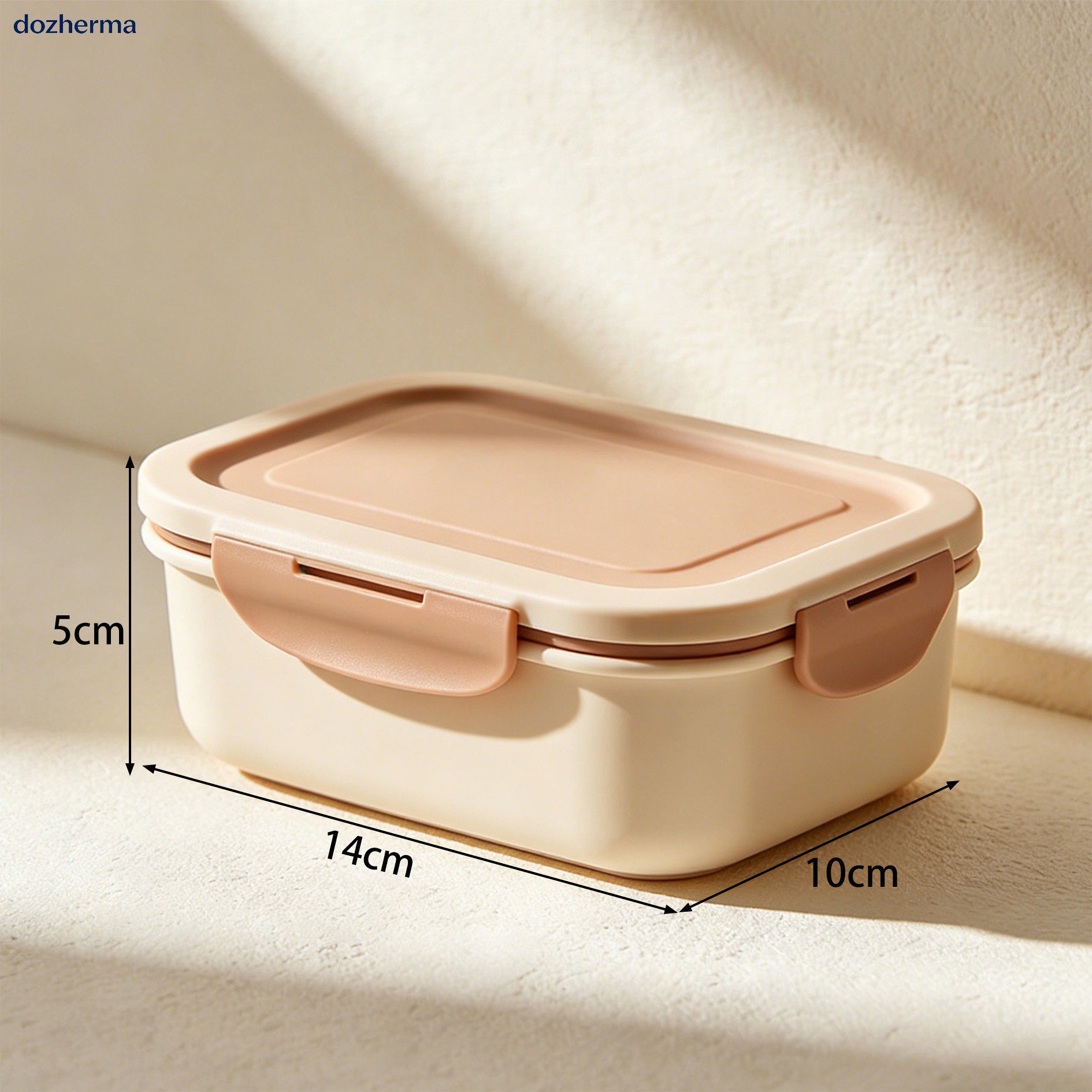 주방에서 사용 중인 투명 보관용기