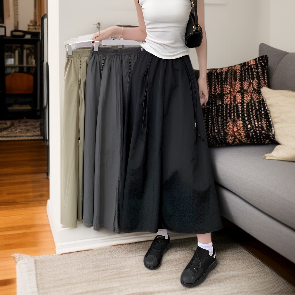 汎用性の高いワークウェアスカート