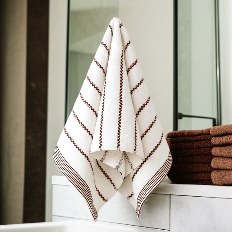 Close-up of thick and fluffy cotton face towel fibers