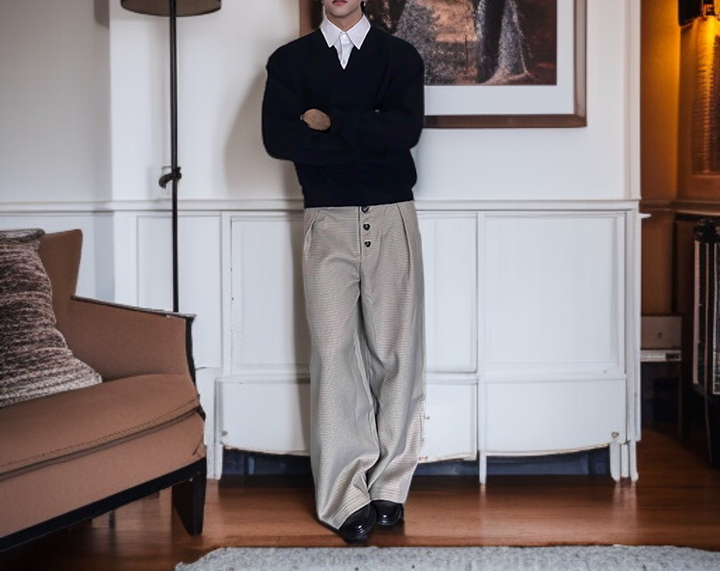 黒のフェイクツーピースシャツカラースウェットサイドビュー