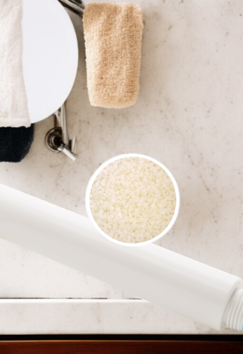 Removable showerhead nozzle with ergonomic handle