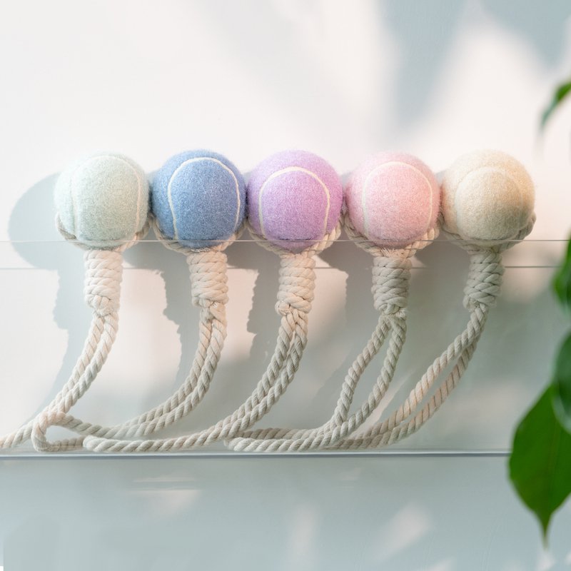 Pelota de tenis interactiva para limpieza dental de mascotas