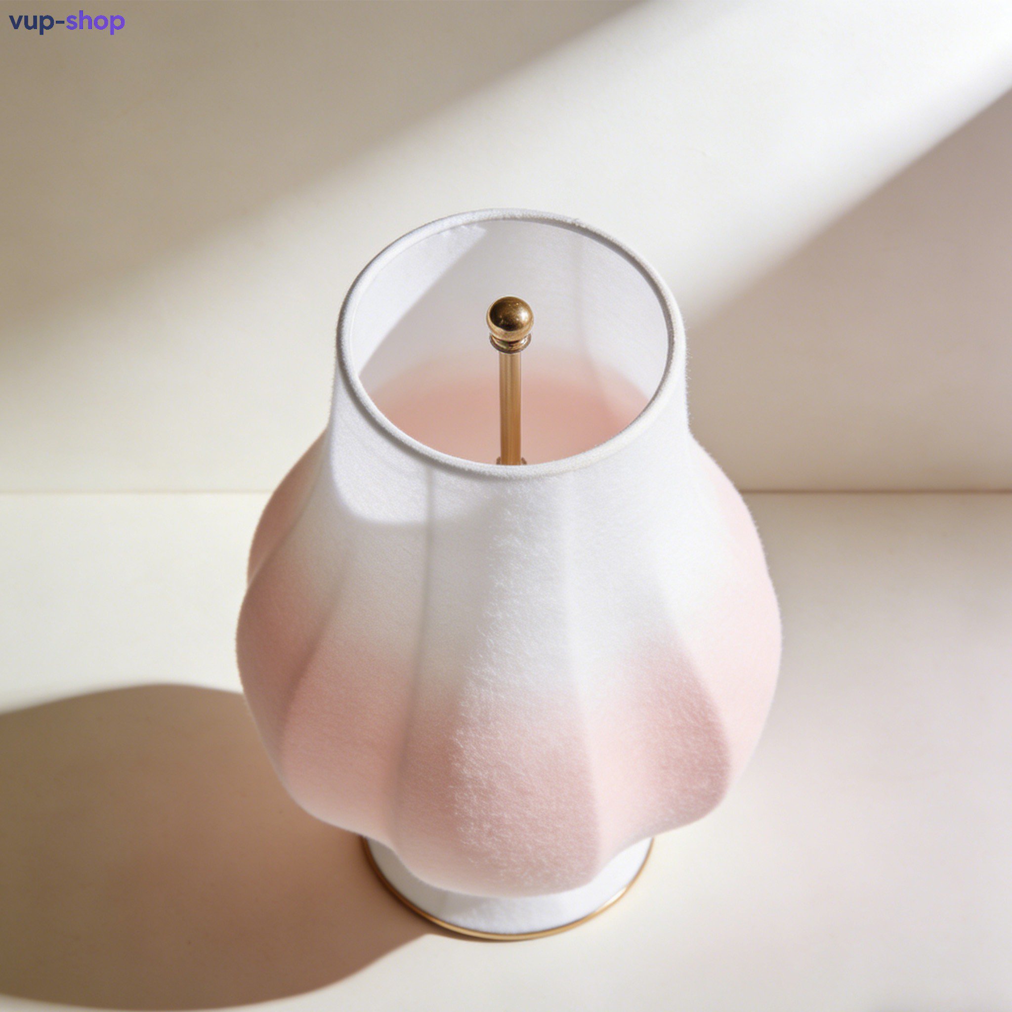 現代風格創意燈罩安裝效果