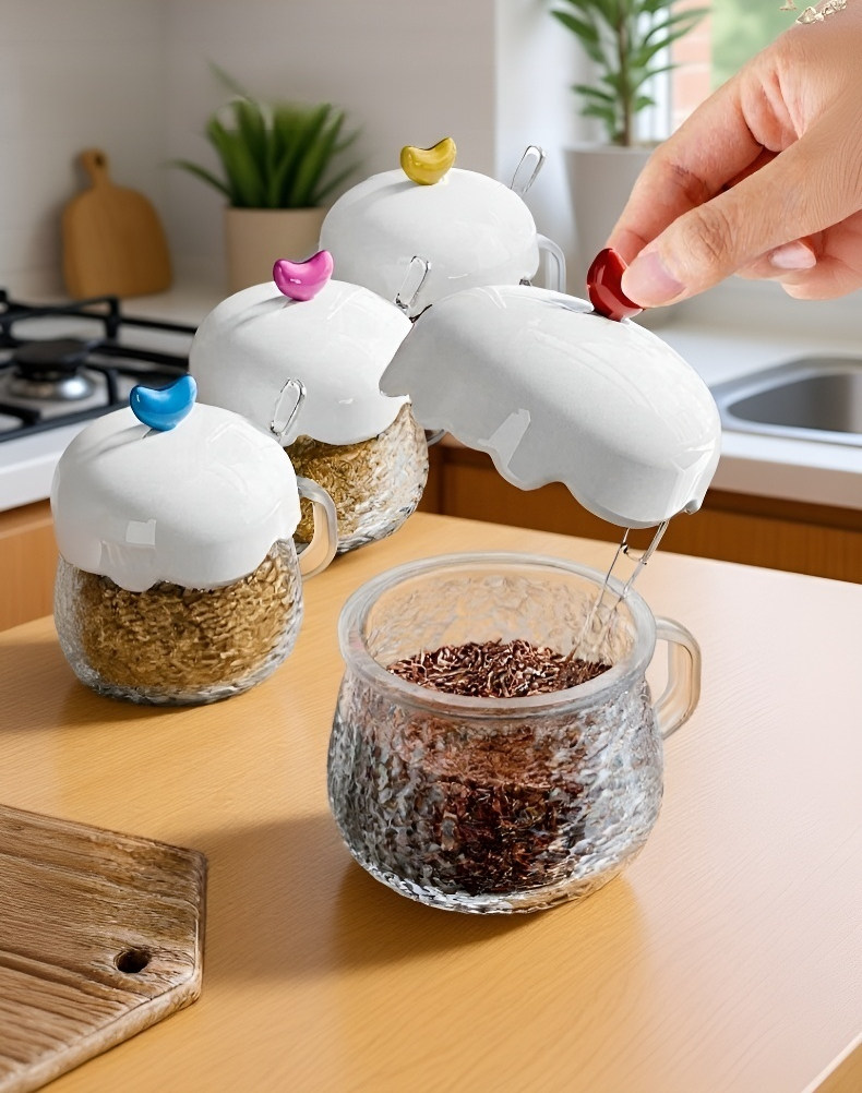 علب توابل شفافة لتنظيم المطبخ