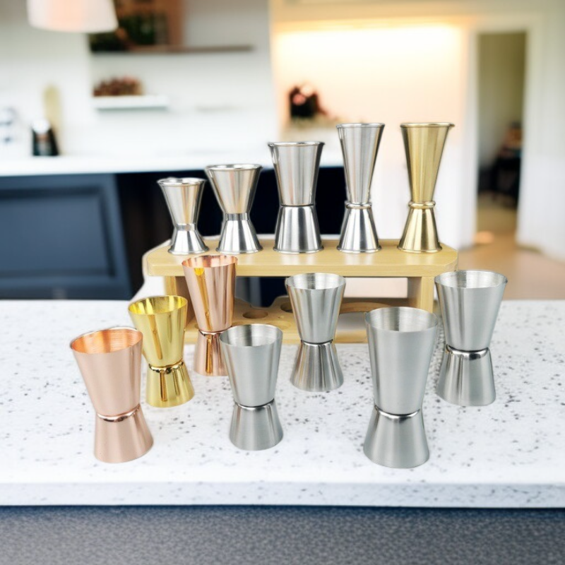 Copa medidora de cócteles de dos lados