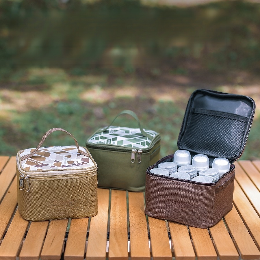 キャンプ用調味料収納ボックス・持ち運び便利な調味料ボトルセット