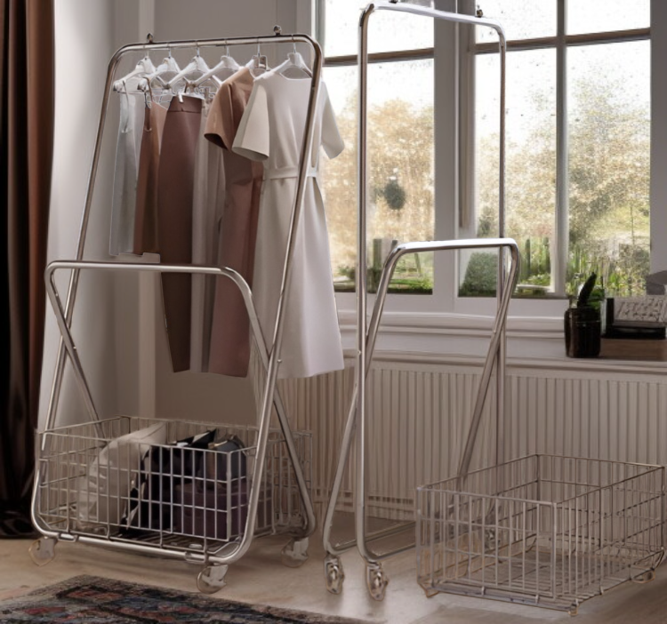 キャスター付きで移動が簡単な洋服ラック