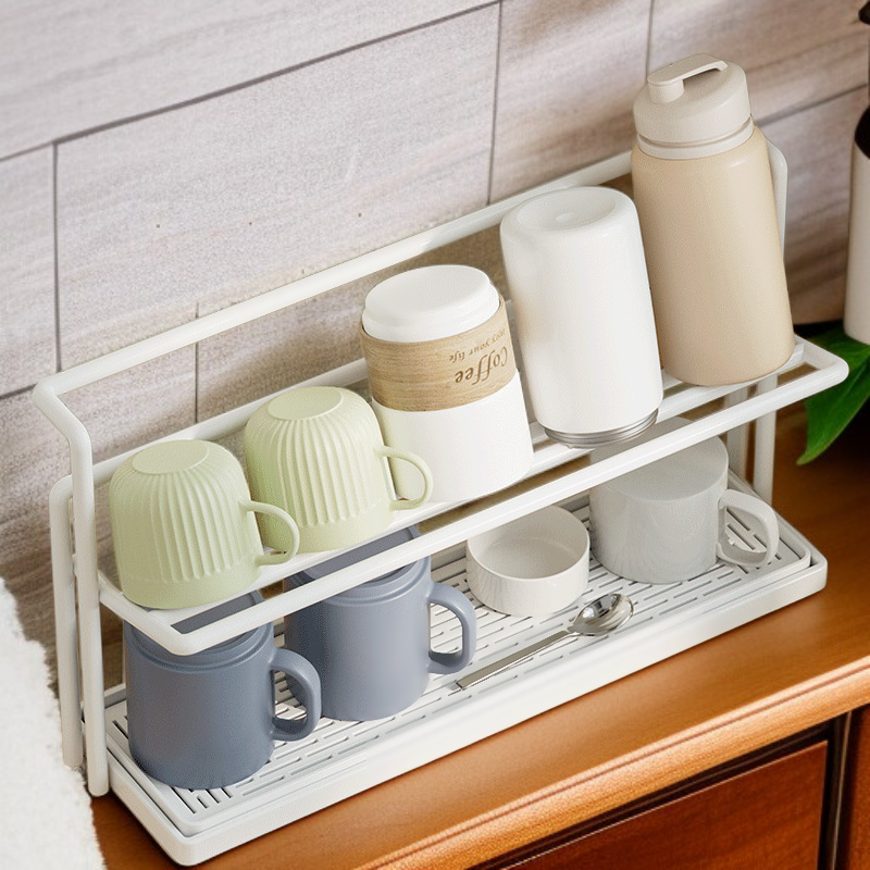 Detalle del drenaje en portavasos de cerámica resistente