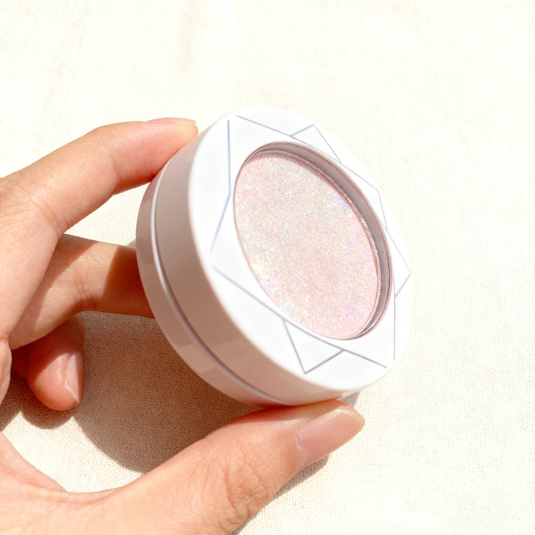 핑크색 스팽글 하이라이트