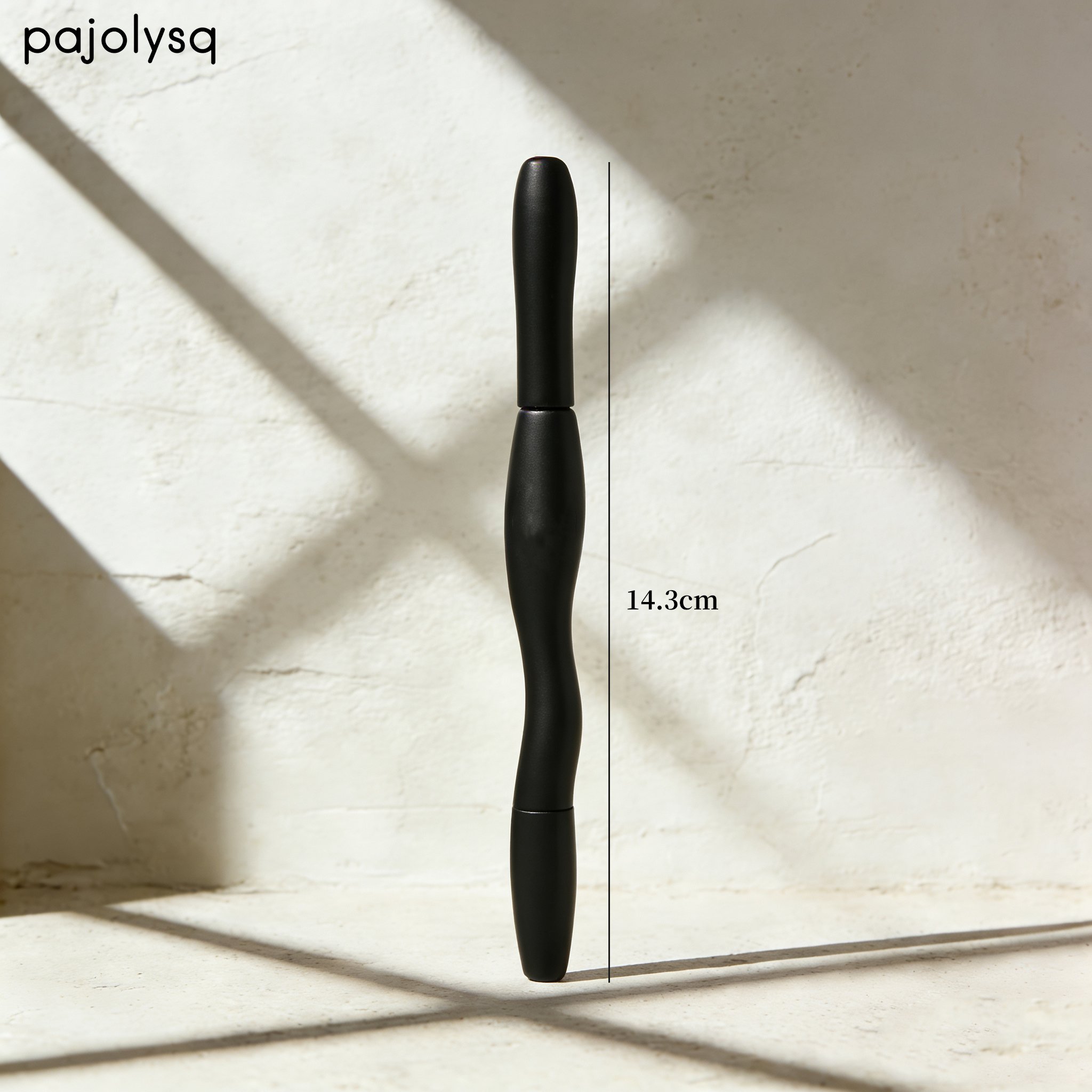 부드럽게 그려지는 눈썹 연필