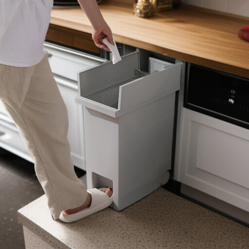 家庭用静音大型ごみ箱 キッチン・リビング・オフィス・トイレ用 足踏み式 厚手 小スペース収納