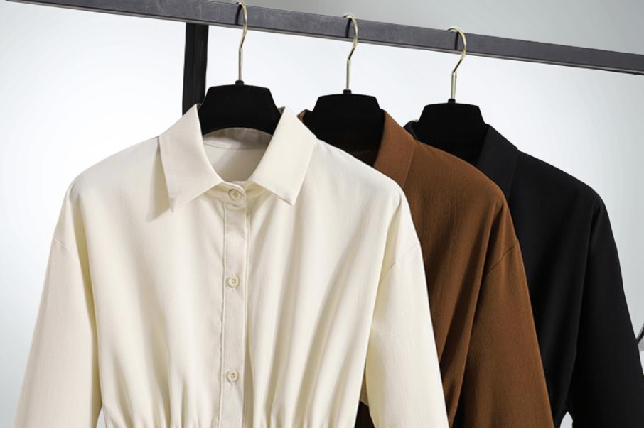 세련된 디자인의 캐주얼 슬리밍 탑 측면