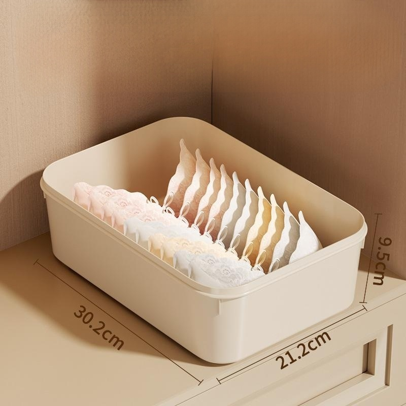 Storage box, aromatherapy storage plastic box
