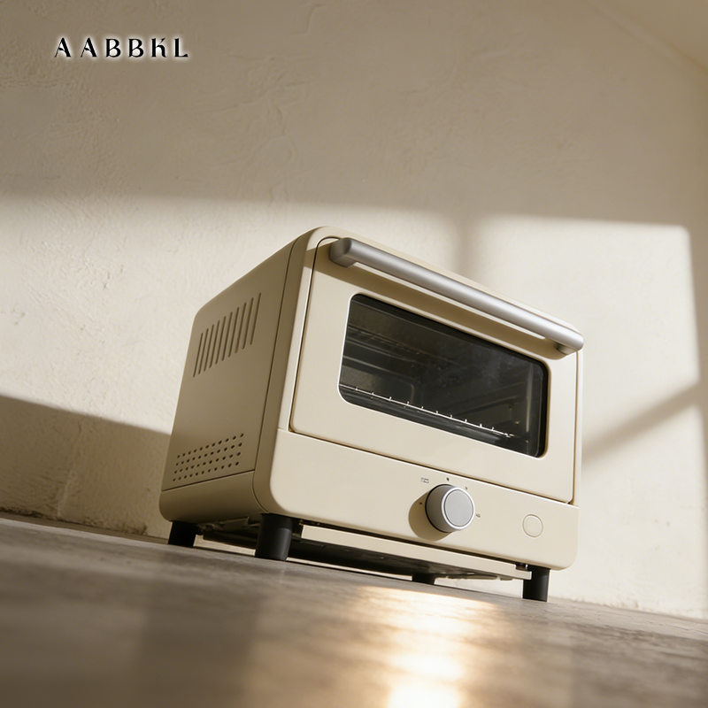 Vista interna del horno freidora de aire con alimentos saludables