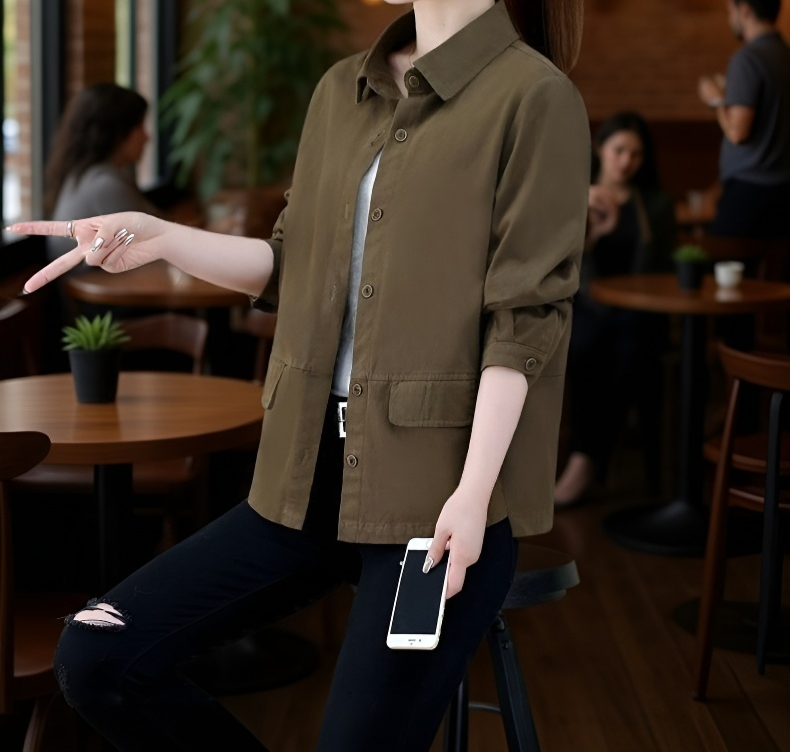 動きやすい設計のワークジャケットシャツ