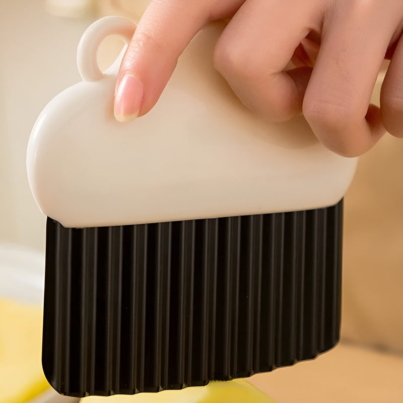 家庭用壁掛け収納：おしゃれなスライスツール