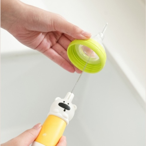 4-in-1携帯用乳首洗浄ブラシ