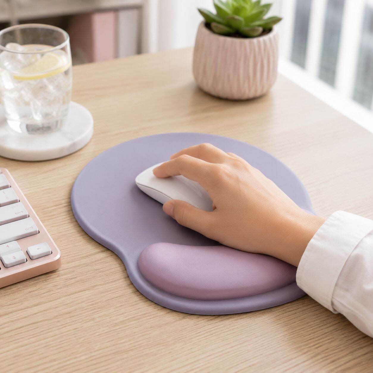 Rubber Non-Slip Mouse Pad with Wrist Rest, Essential for Women’s Office