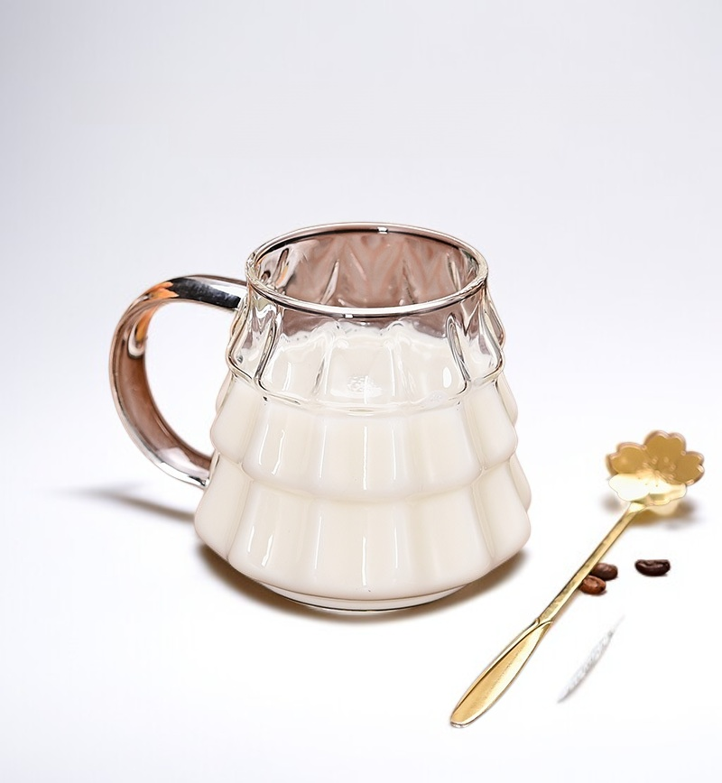 Taza resistente para uso diario en la cocina