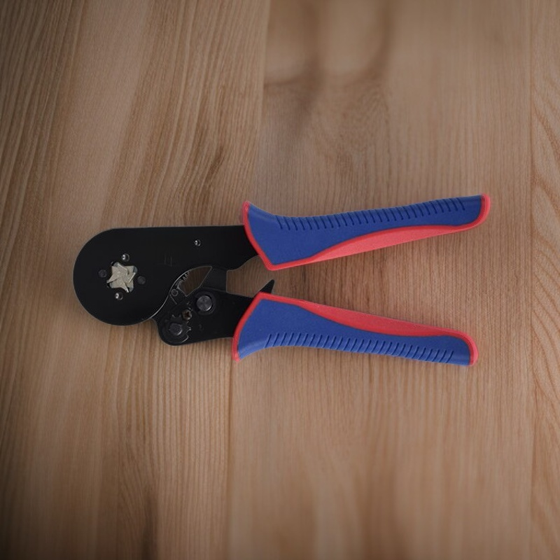 Wire crimping pliers