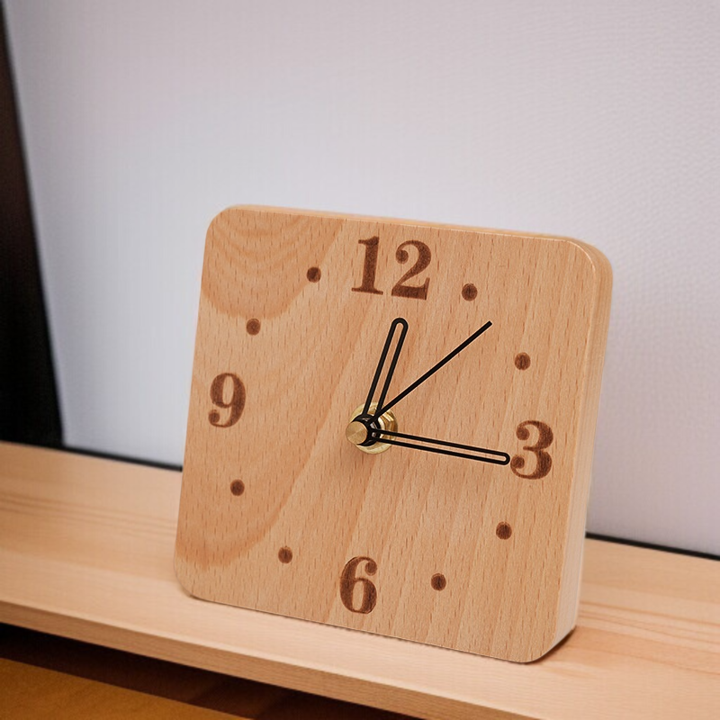 北欧風のシンプルな卓上時計、天然無垢材の静音木製時計、寝室のベッドサイド時計