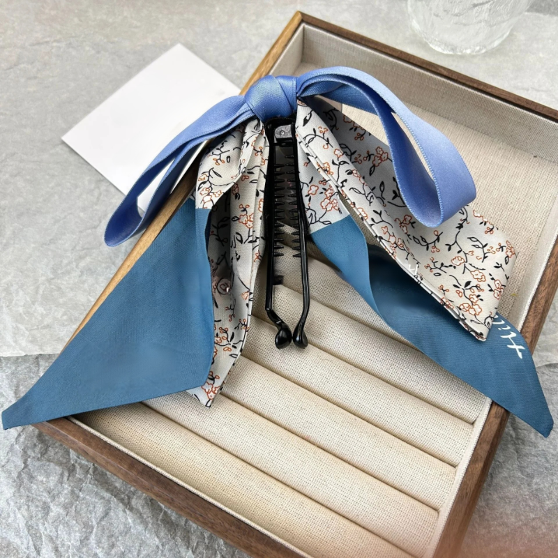 Bow Vertical Hair Clip