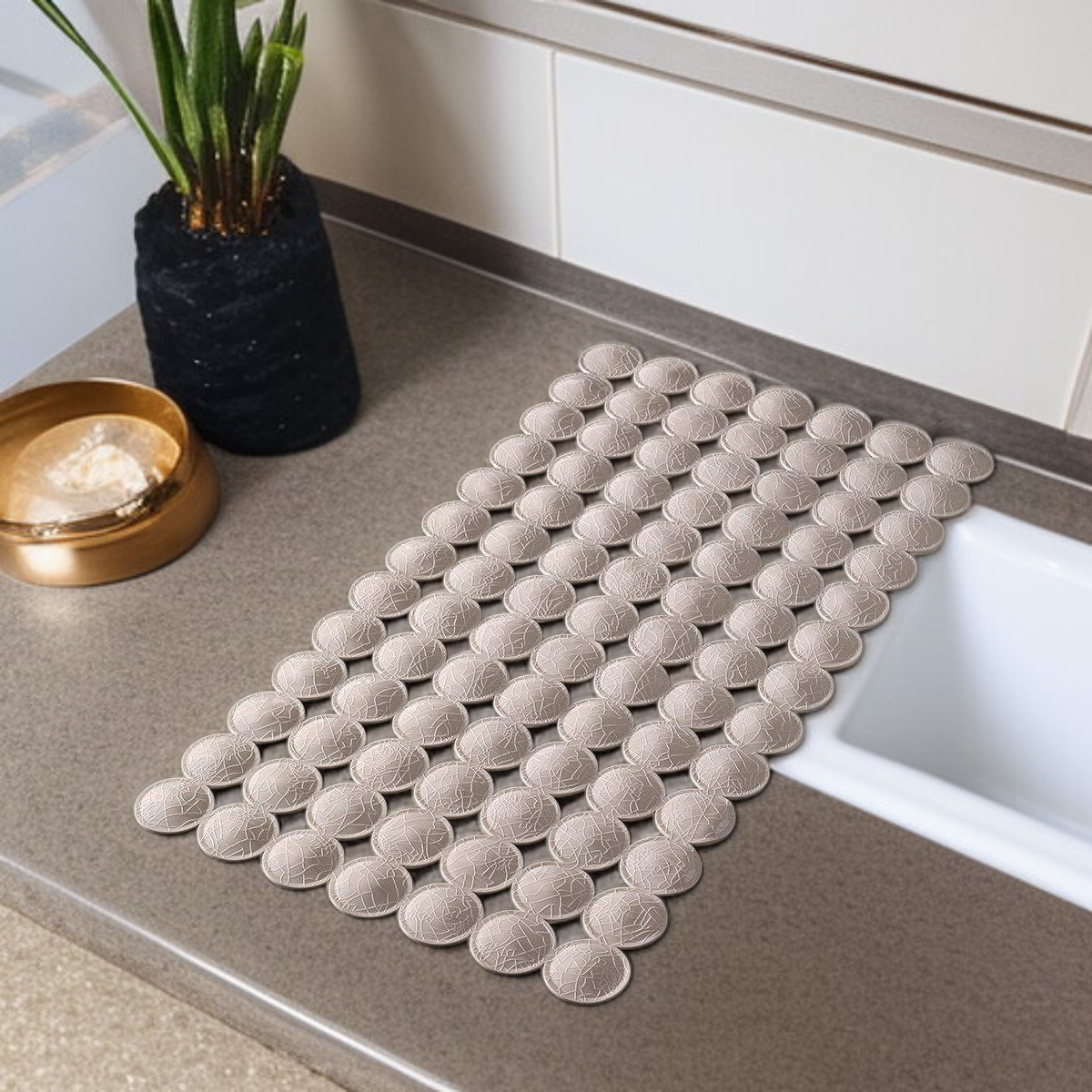 Round textured bathroom anti-slip mat for toilet shower room