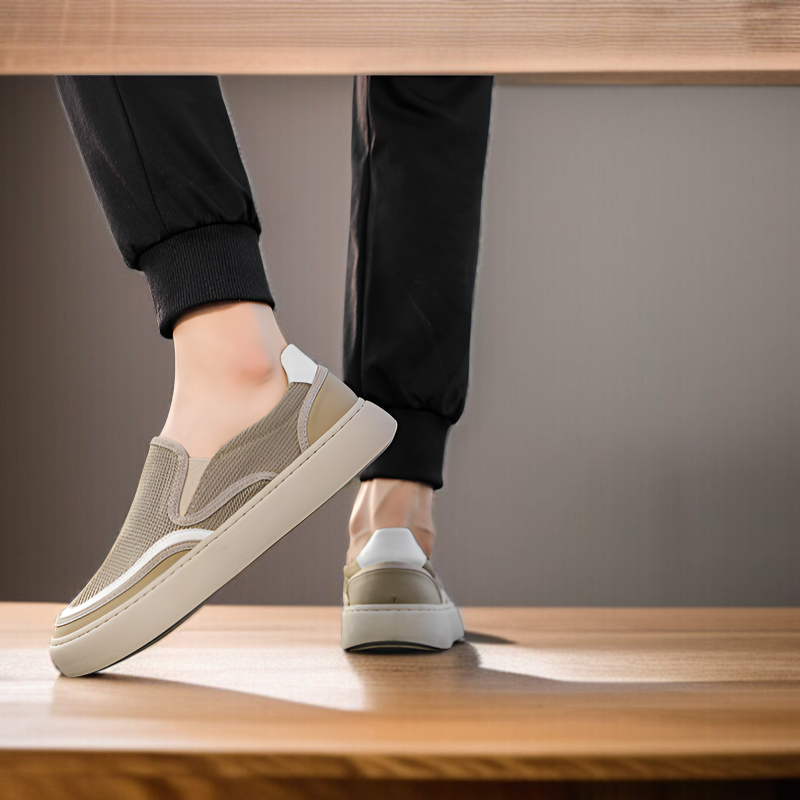 夏用の通気性のあるキャンバスシューズ、ファッショナブルでスタイリッシュな、ソーシャルインフルエンサーのスリッポン、カジュアルシューズ、ローファー、厚底、ビッグヘッドのセレブスニーカー。