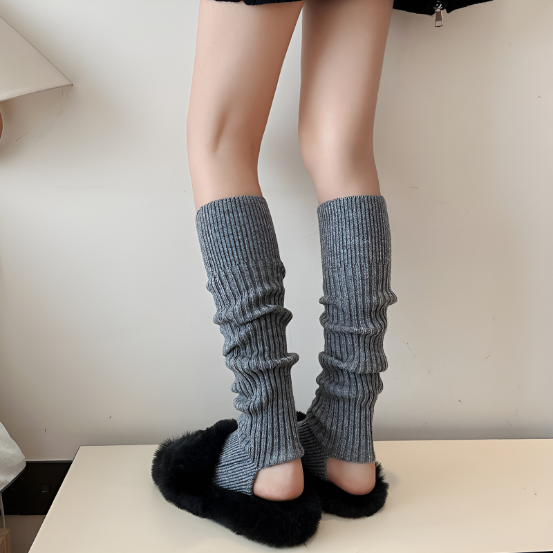Thickened leg warmers/socks (with foot stirrups)