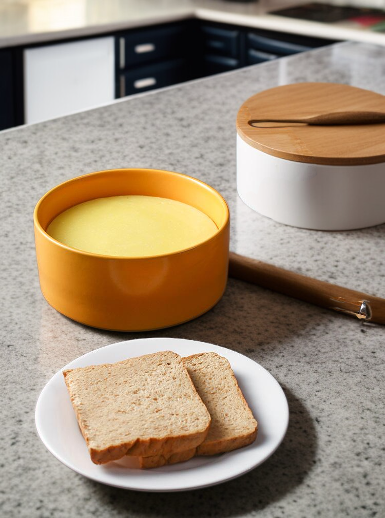 주방 소품으로 활용 가능한 세라믹 버터 박스