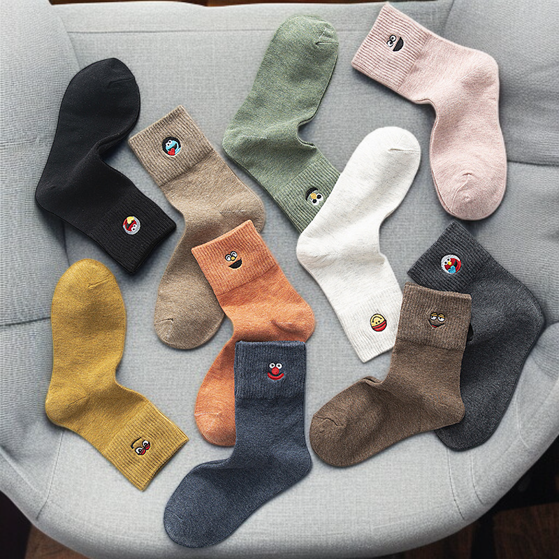 여성용 스포츠 캐주얼 중목 양말