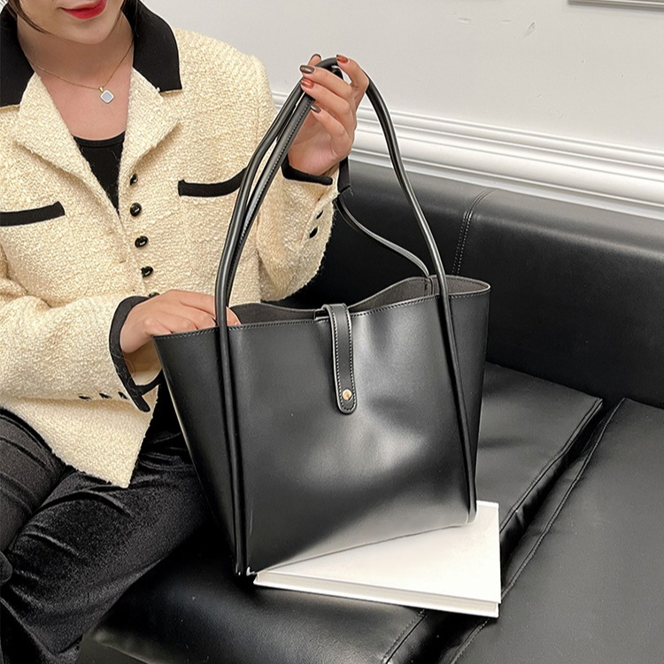 Large Capacity European Style Shoulder Tote Bag