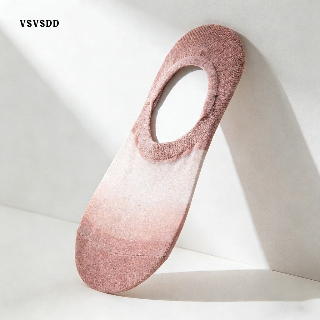 여름용 투명 보트 양말 착용 예시