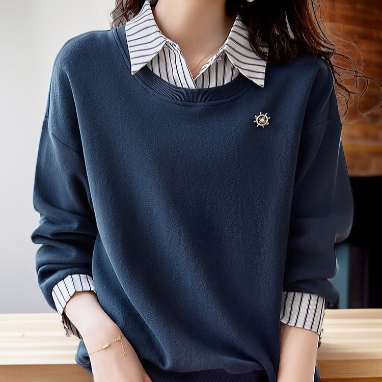 기모 도톰 캐주얼 맨투맨 겨울 신상 모던한 디자인 패치 스트라이프 어디에나 잘 어울리는 날씬한 여성 맨투맨