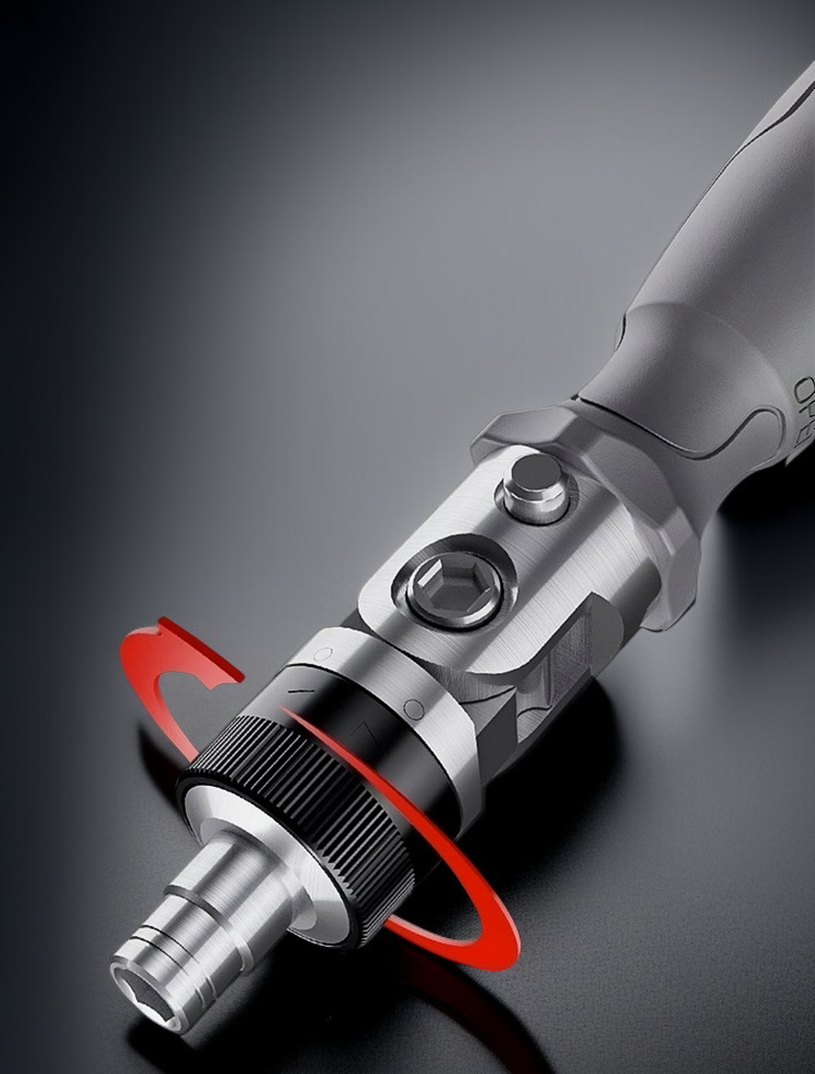 공구함에 정리된 멀티탭 헤드 드라이버