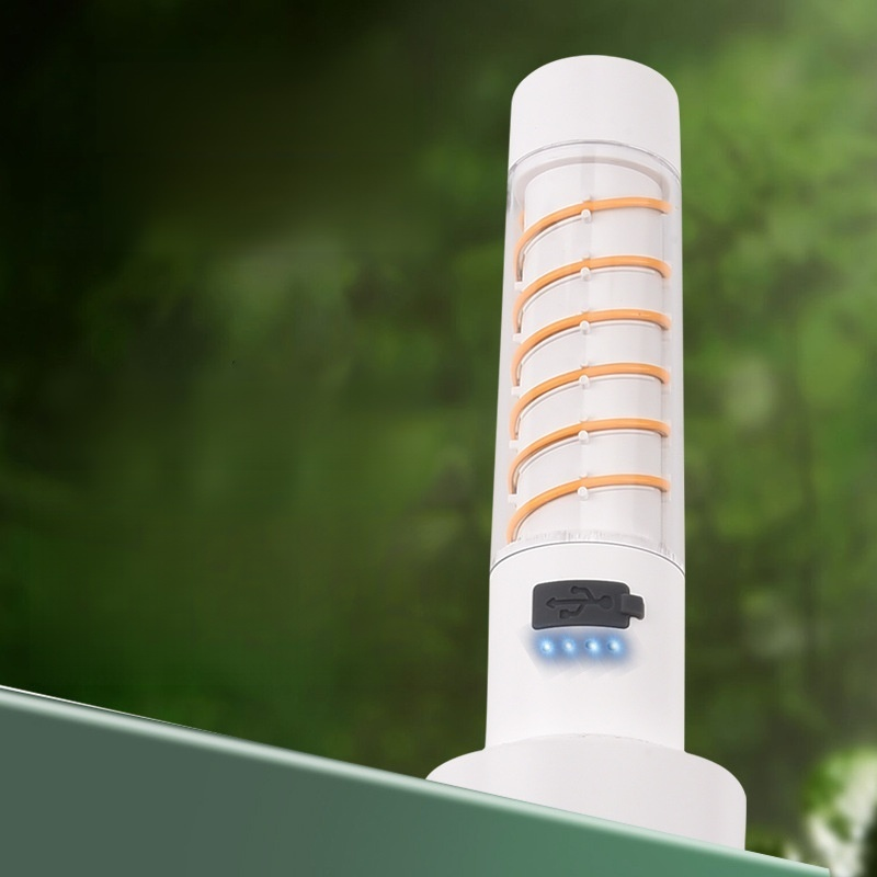 アウトドアキャンプ用懐中電灯