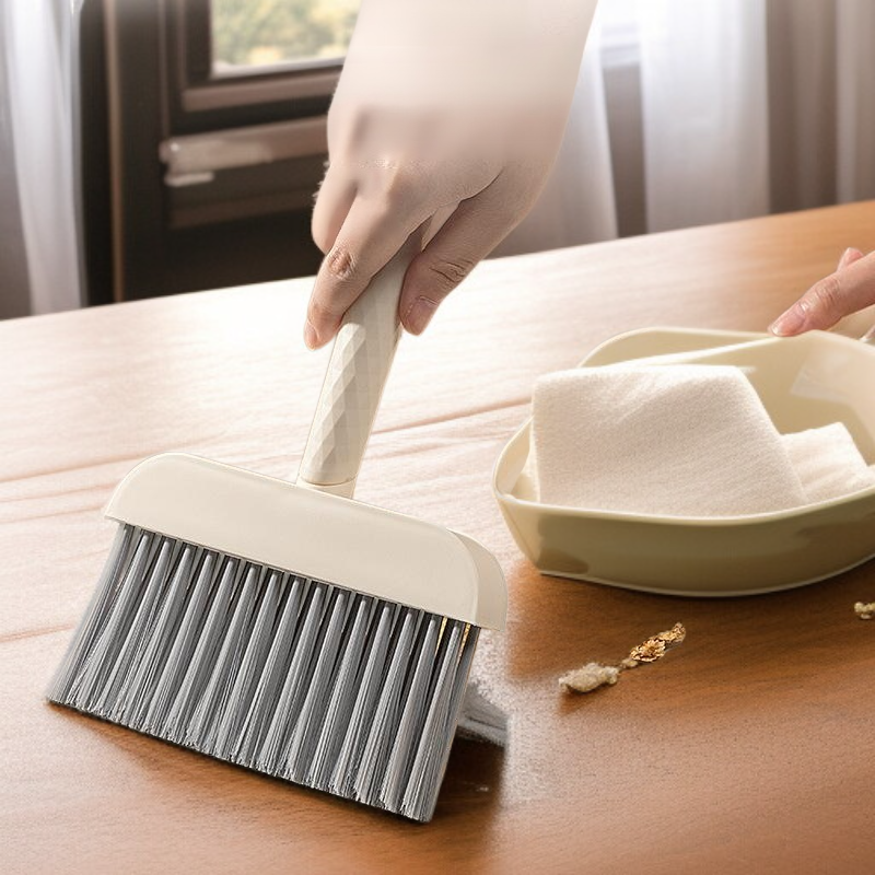 Desktop mini dustpan broom set windowsill gap brush computer keyboard brush hamster pet cleaning too