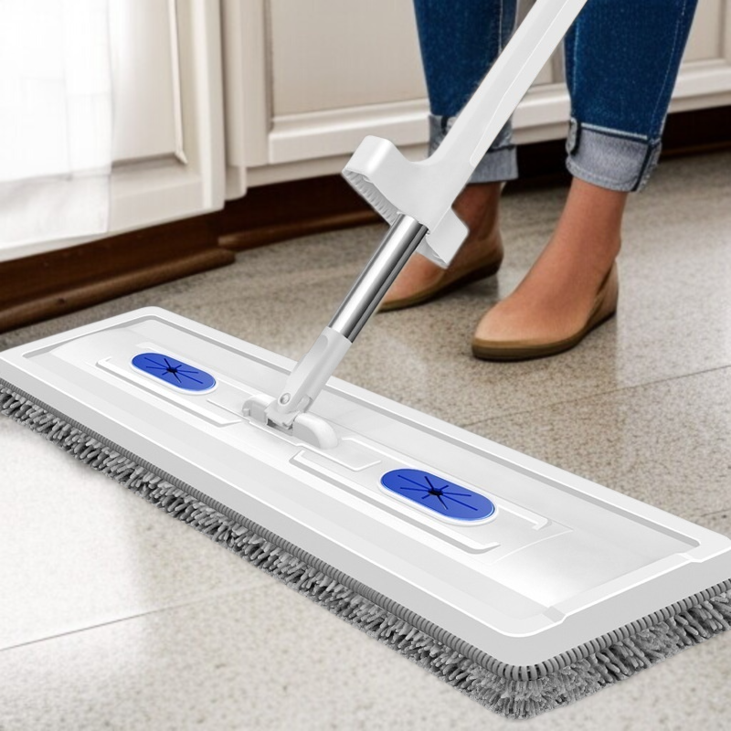 Household vacuum with water-based mopping for tiles
