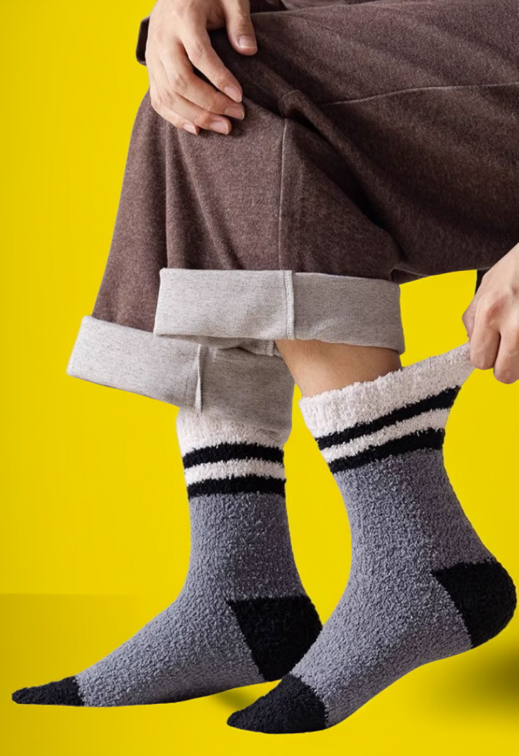 코랄융 소재의 부드러운 겨울 중목양말 디테일