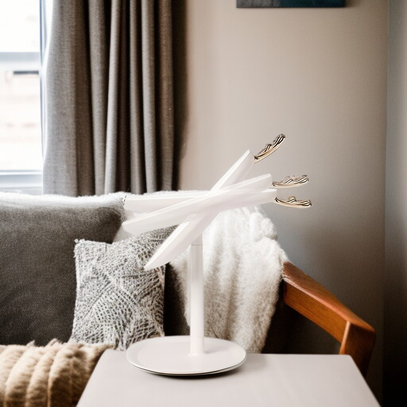 Tragbarer Make-up Spiegel mit kabelloser Ladefunktion