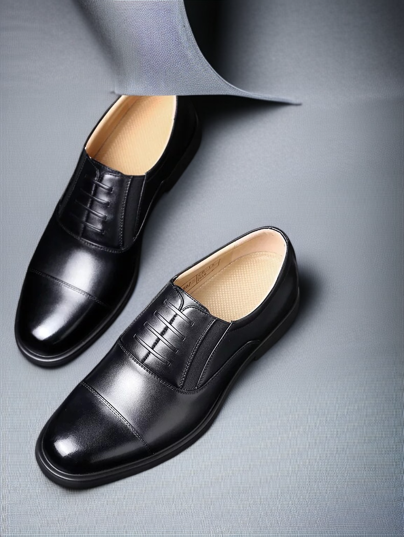 비즈니스 스타일에 어울리는 남성 신발 정면 이미지