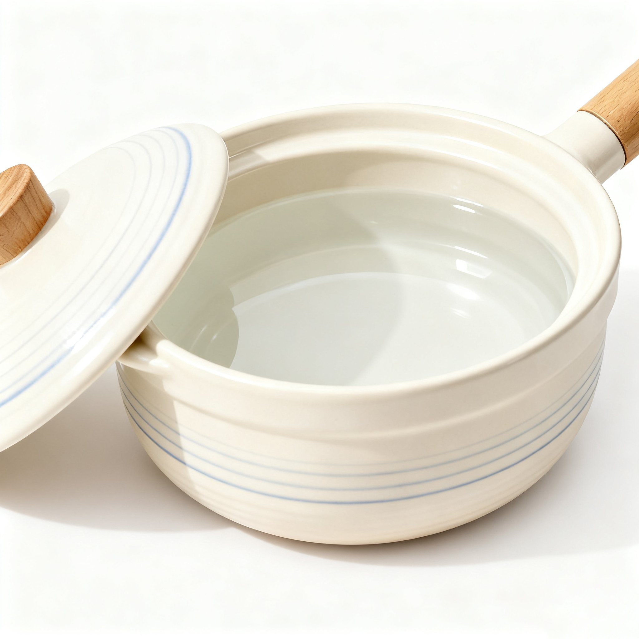 セラミックハンドル鍋の全体画像